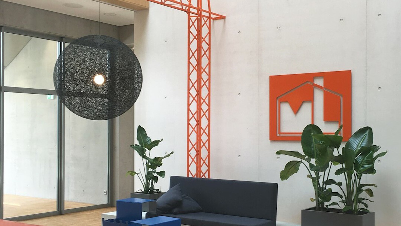 Wartemöbel als Baustelle für das Bauunternehmen Manfred Löffler in Hohentengen © Tanja Unger