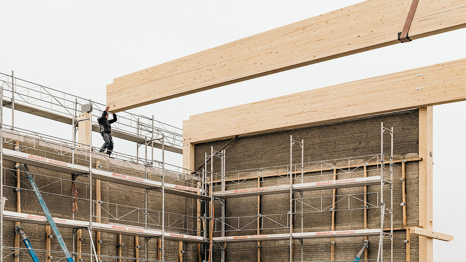 Lehm Ton Erde Werkhalle © Hanno Mackowitz