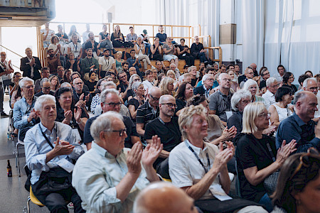 Tim Dornaus / © JUNG