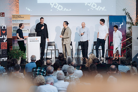 Tim Dornaus / © JUNG