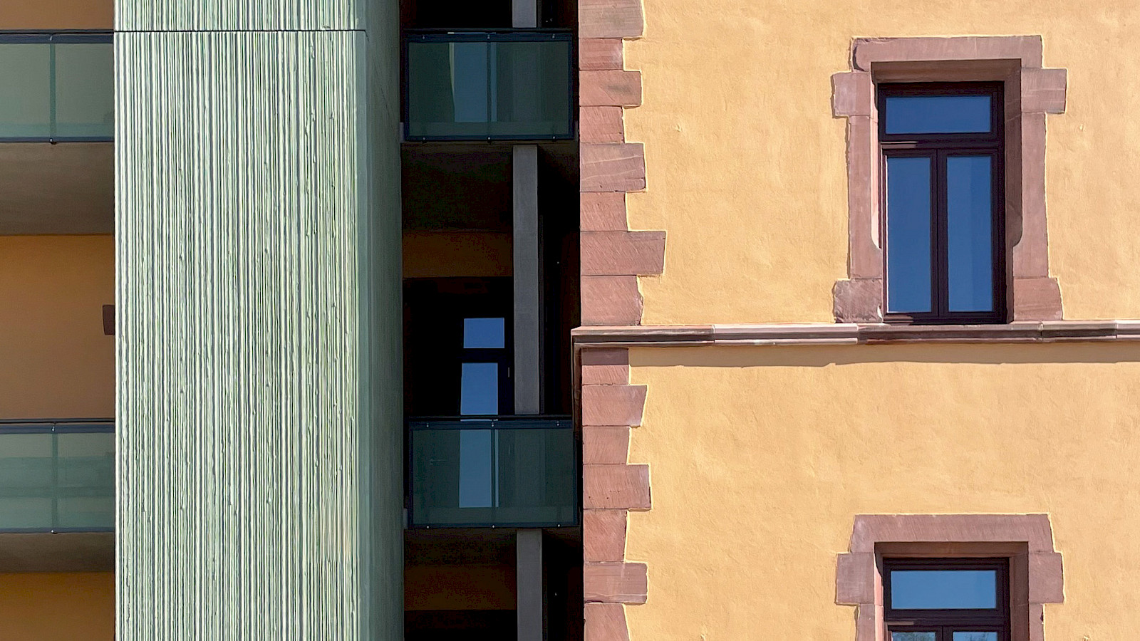 Fassade Breisacher Hof Freiburg © FranzundGeyer